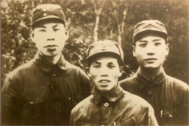 文演教育黨史學習專題丨一張黨證，見證新四軍指戰(zhàn)員對